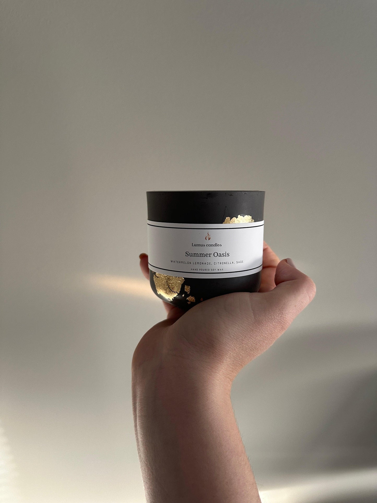 Midnight Gold Elegance - Lumus Candles